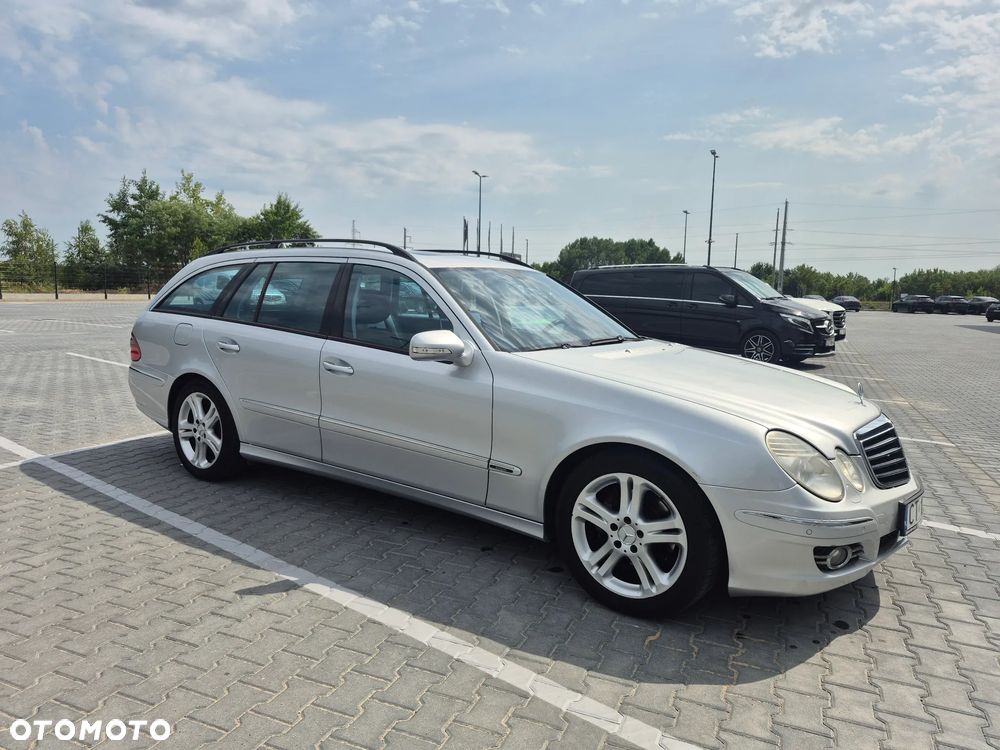 Mercedes-Benz Klasa E 320 CDI 7G-TRONIC Avantgarde - 16
