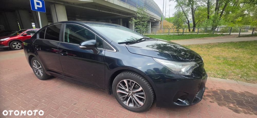 Toyota Avensis 1.8 Premium - 8