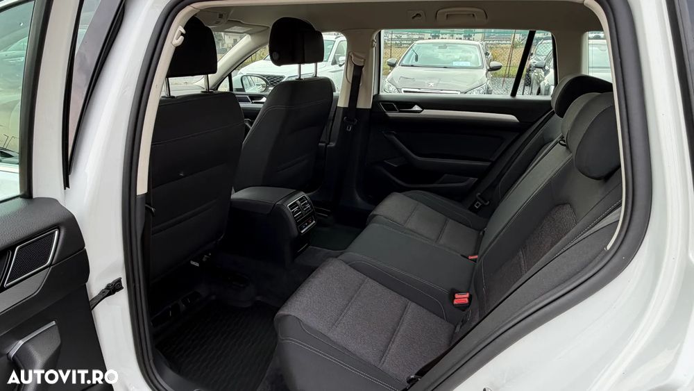 Volkswagen Passat 2.0 TDI SCR (BMT) 4Mot Highline - 14