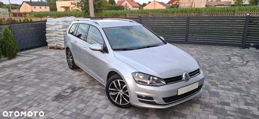 Volkswagen Golf 1.2 TSI Highline - 2