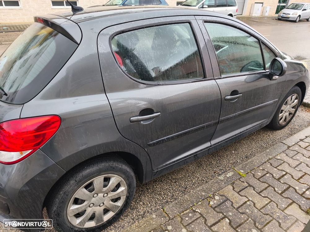 Peugeot 207 1.4 16V Sport - 3