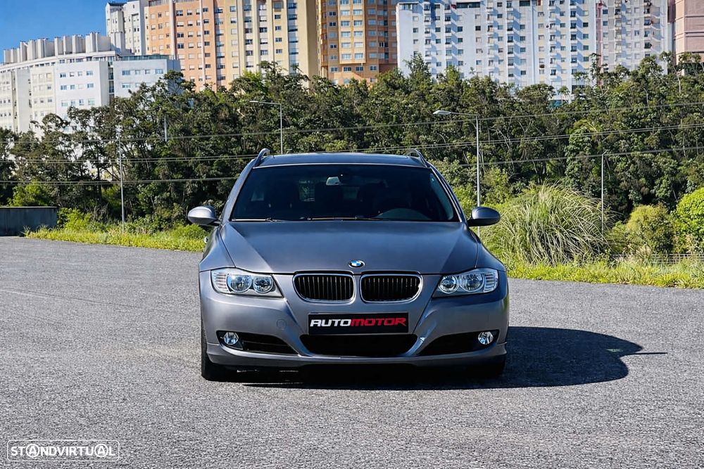 BMW 320 dA Dynamic - 3