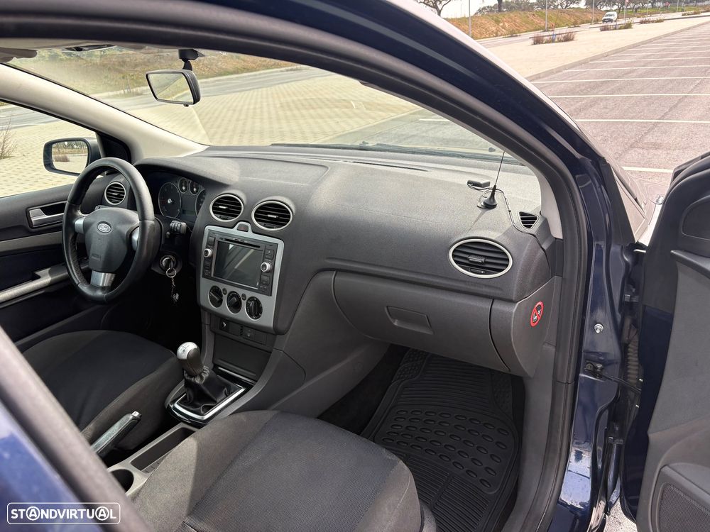 Ford Focus SW 1.6 TDCi Connec. - 12