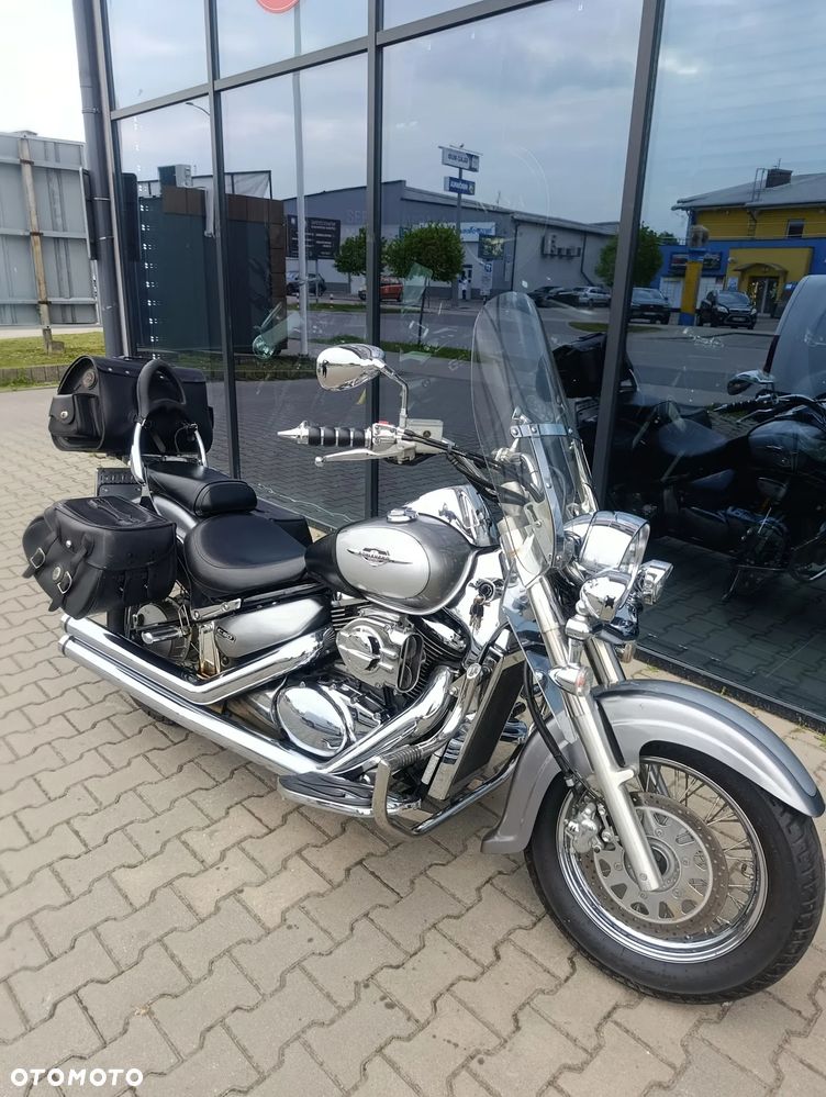 Suzuki Boulevard - 2