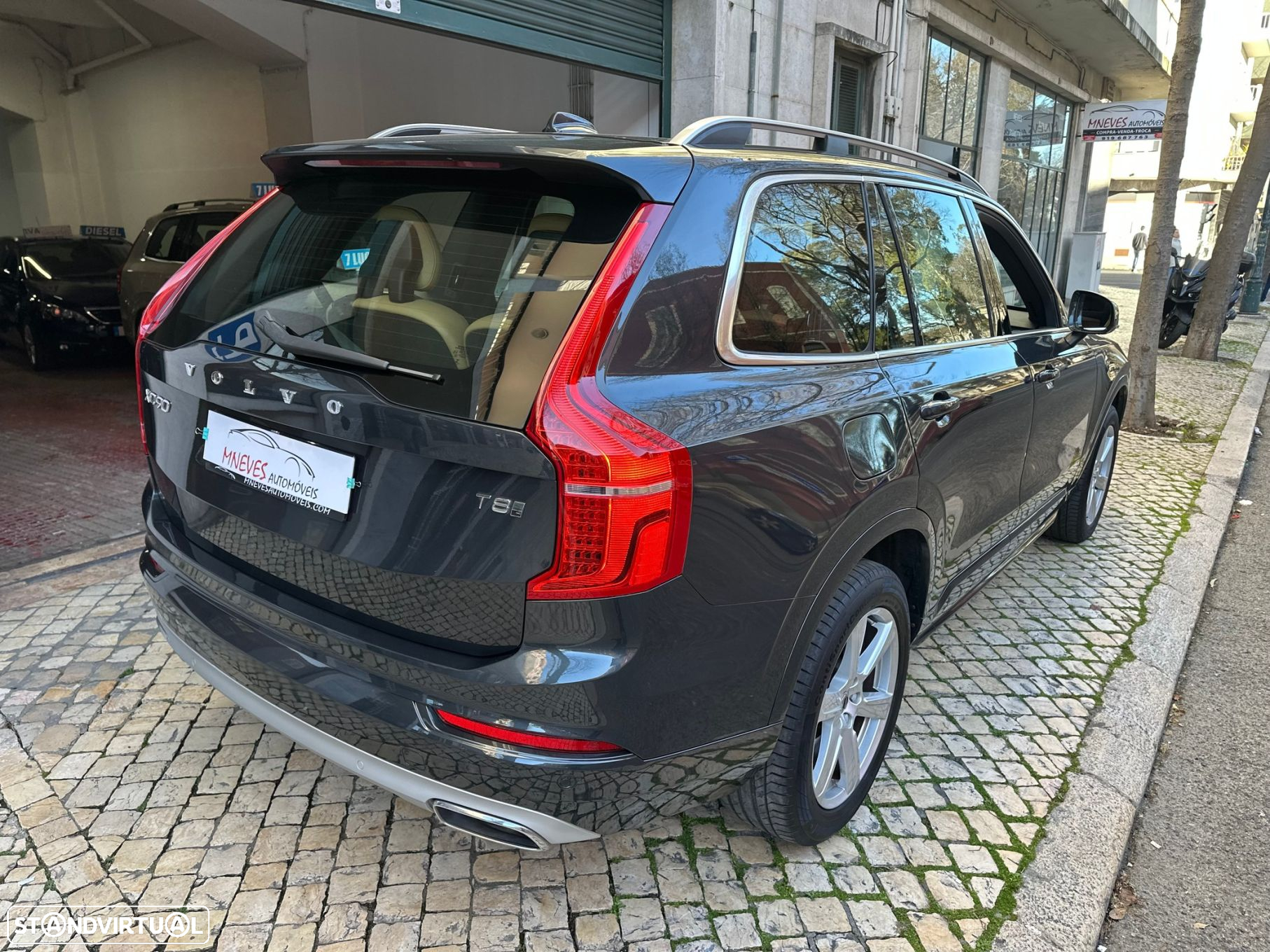 Volvo XC 90 2.0 T8 PHEV Momentum AWD - 3