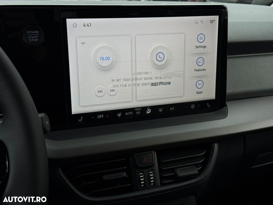 Ford Tourneo Courier - 19