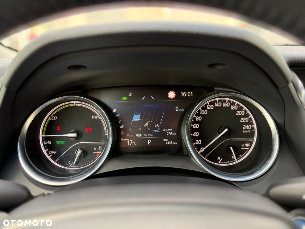 Toyota Camry 2.5 Hybrid Comfort CVT - 11