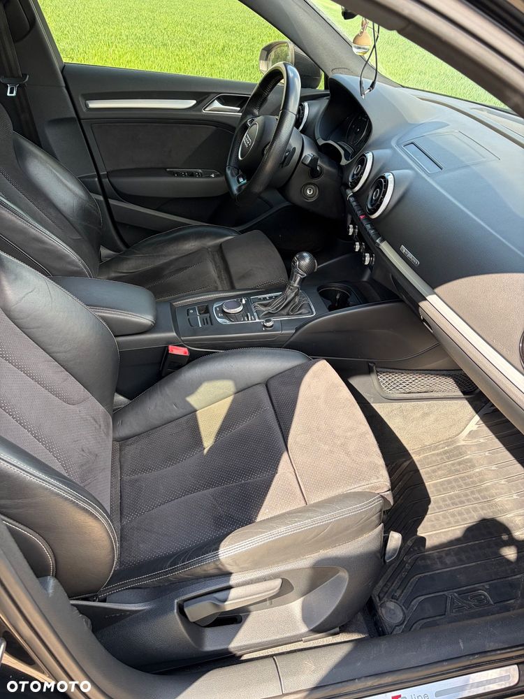 Audi A3 Sportback 2.0 TDI clean diesel Quattro Ambiente S tronic - 16