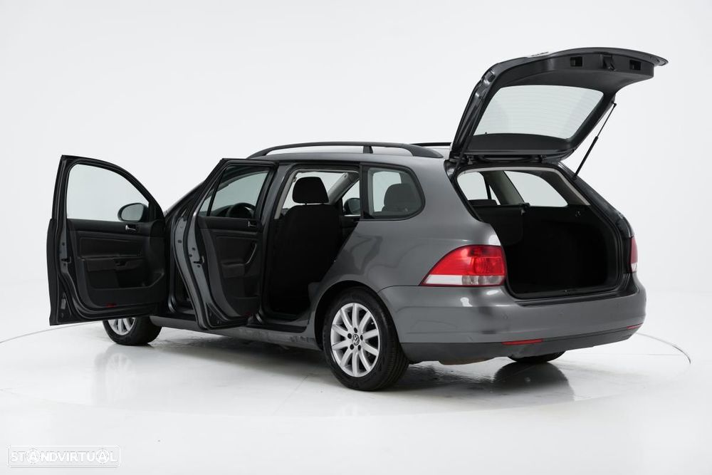 VW Golf - 5