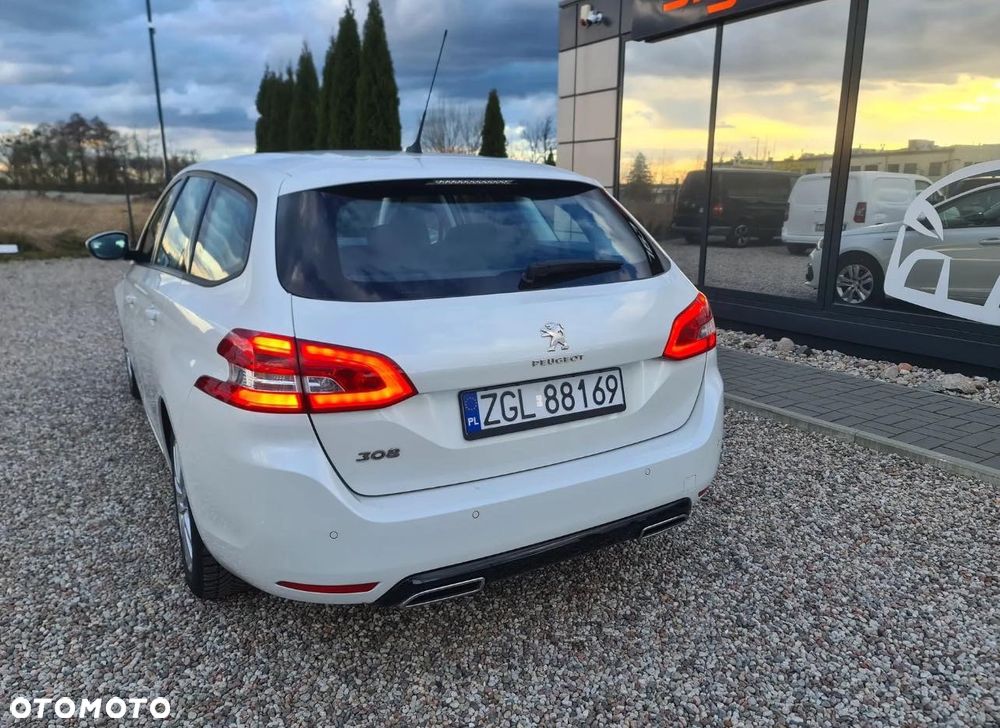 Peugeot 508 BlueHDi 130 EAT8 Allure Pack - 12