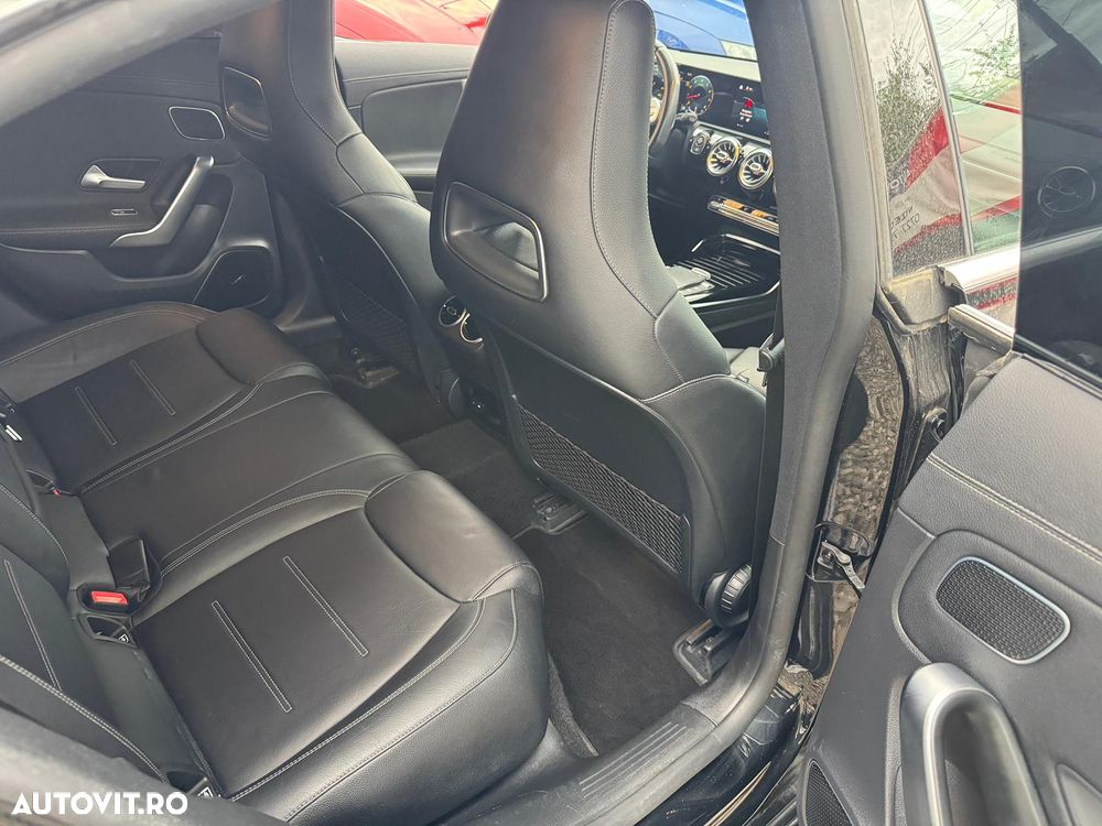 Mercedes-Benz CLA 35 AMG 4MATIC AMG Speedshift 7G-DCT - 7