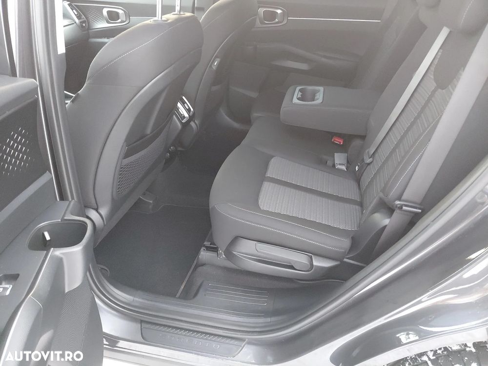 Kia Sorento 2.2 CRDi DCT8 2WD Spirit - 13