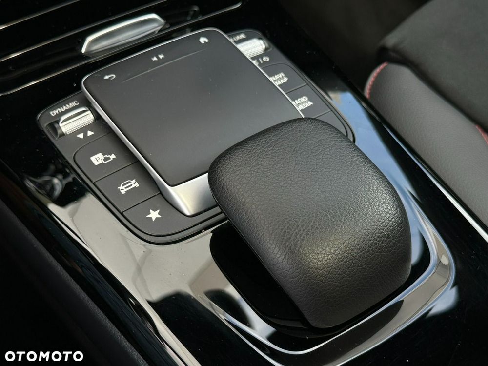 Mercedes-Benz CLA 200 d 8G-DCT AMG Line Advanced Plus - 28