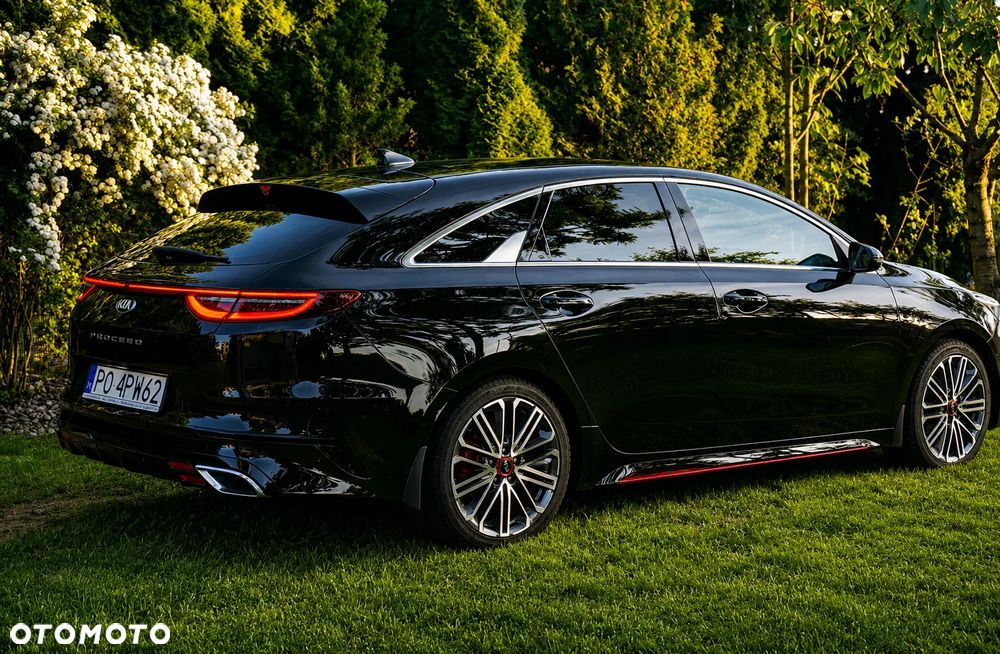 Kia ProCeed - 5