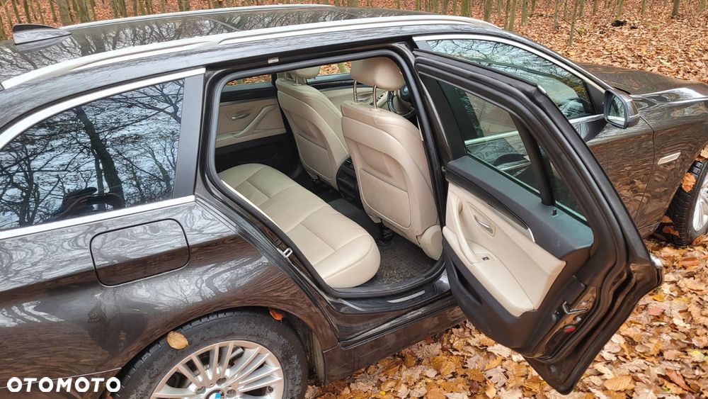 BMW Seria 5 520d - 5