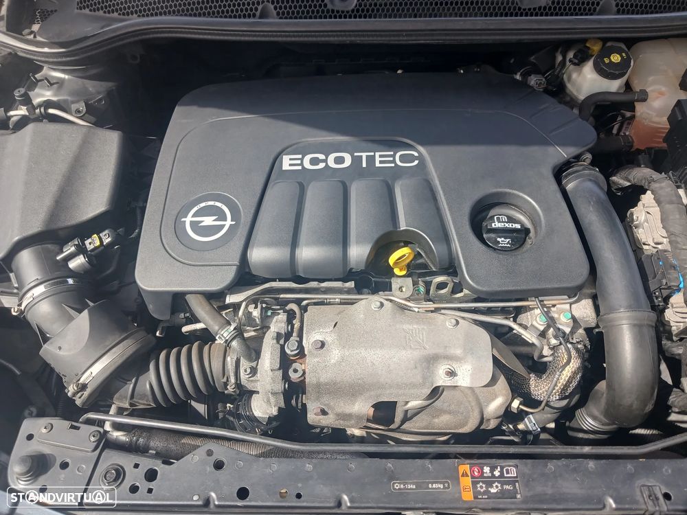 Opel Astra Sports Tourer 1.6 CDTi Executive S/S - 10