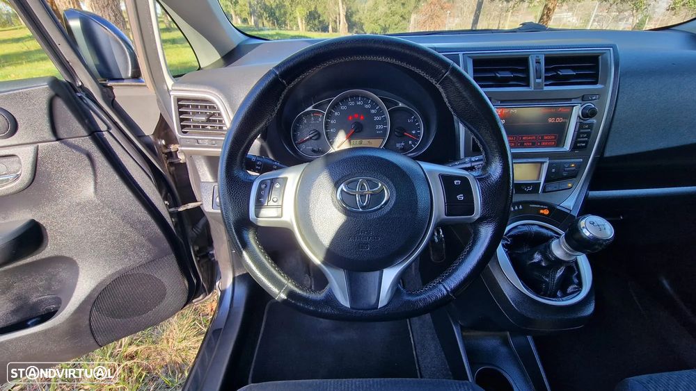 Toyota Verso-S 1.4 D-4D Exclusive - 14