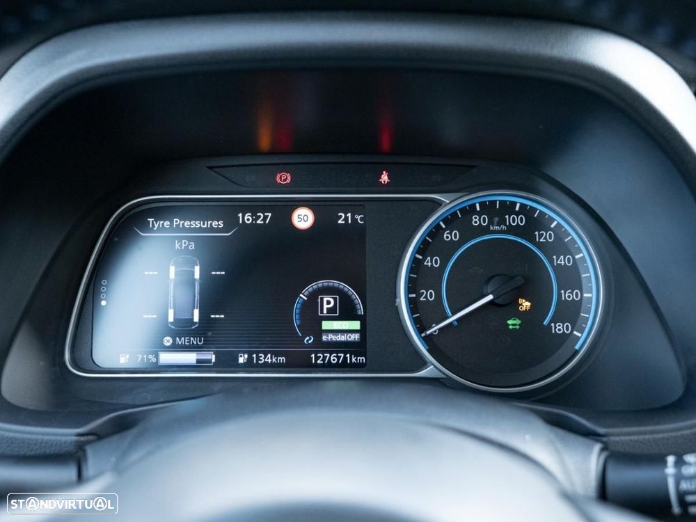 Nissan Leaf 40 kWh Acenta - 32