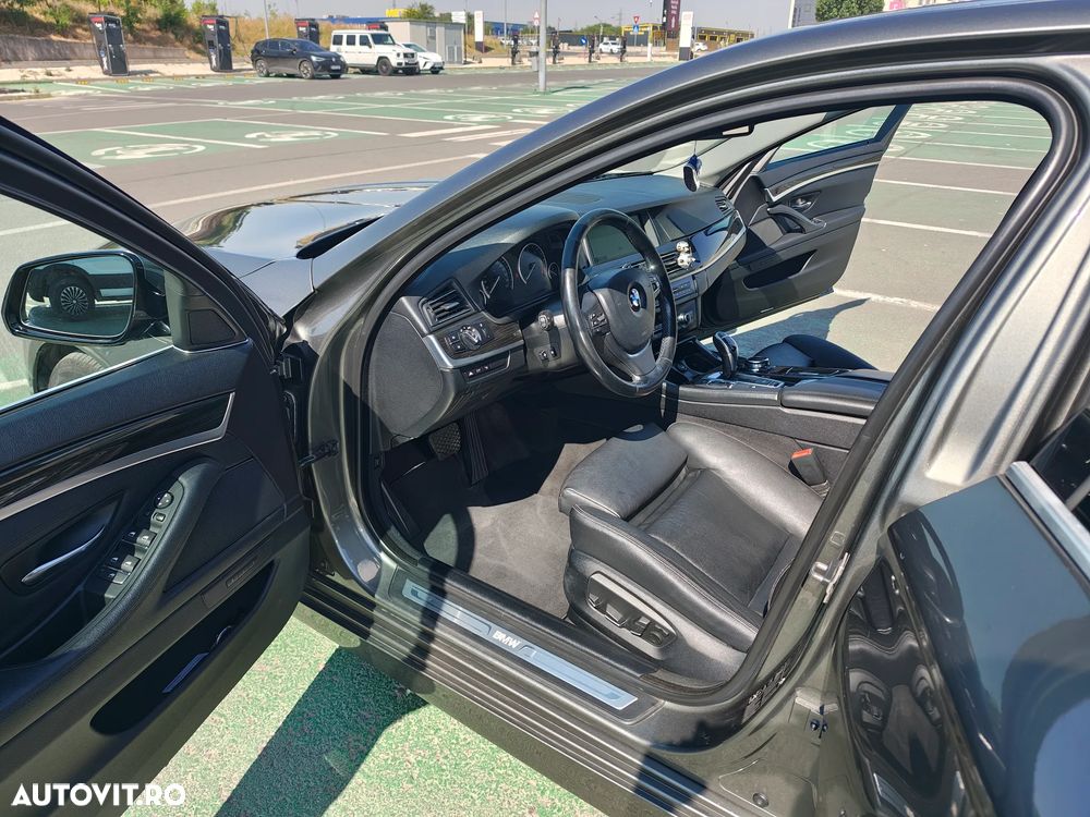 BMW Seria 5 525d xDrive AT - 21