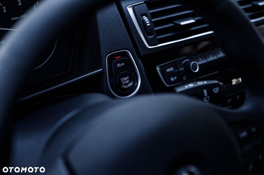 BMW Seria 1 118d - 24