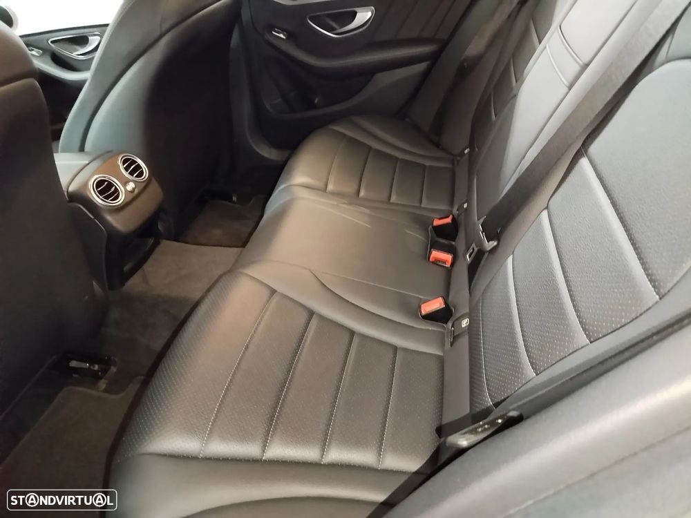 Mercedes-Benz C 350 e - 12