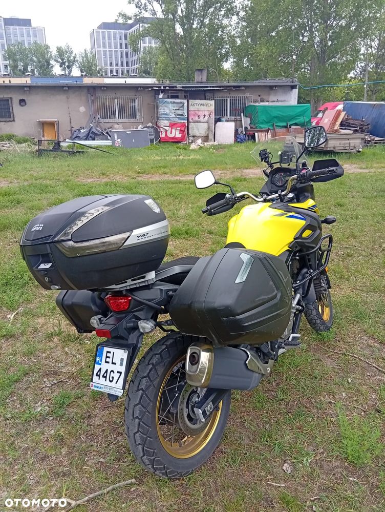 Suzuki V-STROM - 5