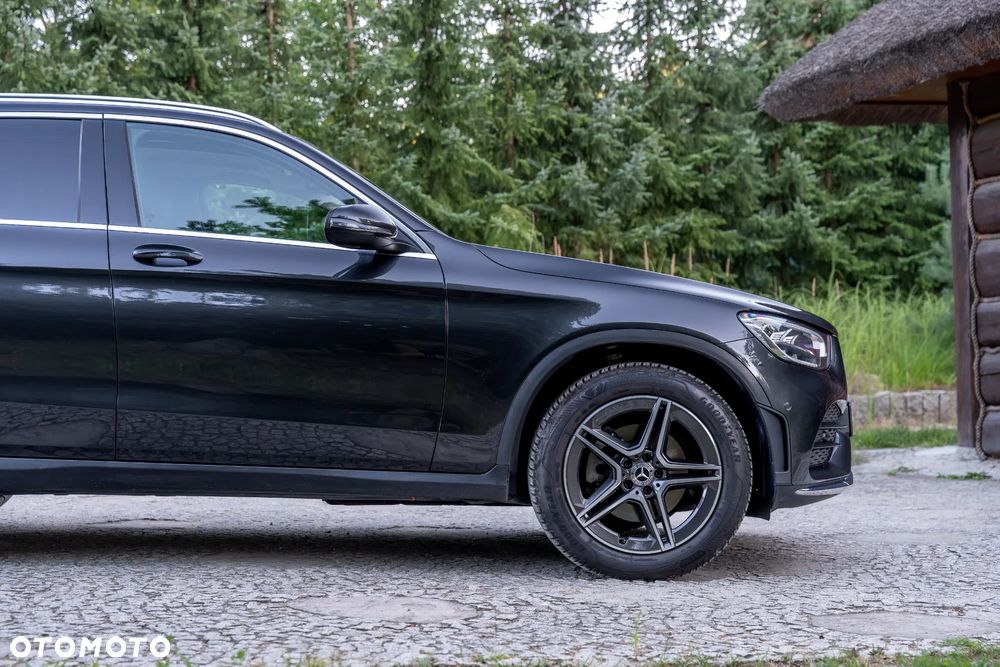 Mercedes-Benz GLC 200 d 4Matic 9G-TRONIC Exclusive - 17