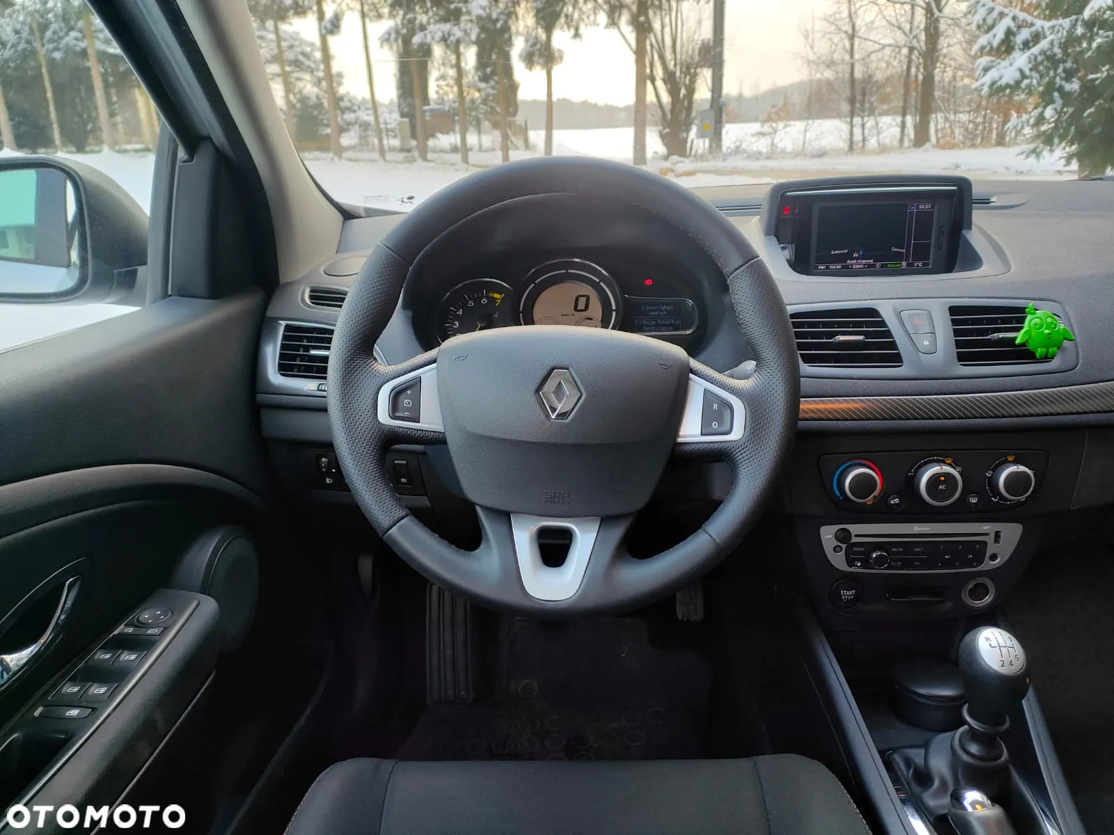 Renault Megane Grandtour ENERGY TCe 115 Start & Stop Authentique - 9