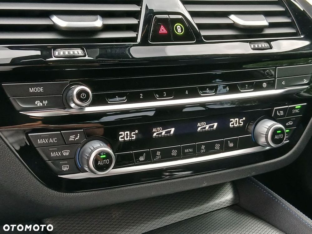 BMW Seria 5 520d M Sport sport - 19