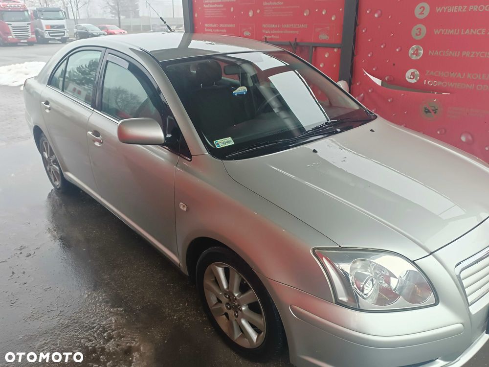 Toyota Avensis - 3