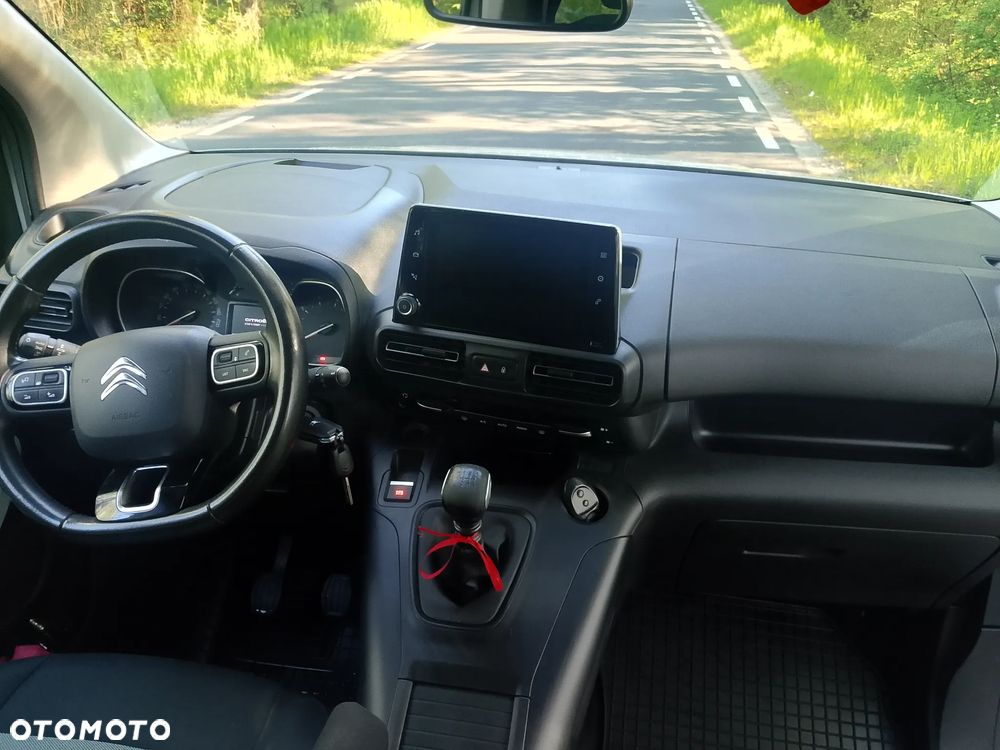 Citroën Berlingo XL 7-Sitzer BlueHDi 130 FEEL PACK - 9