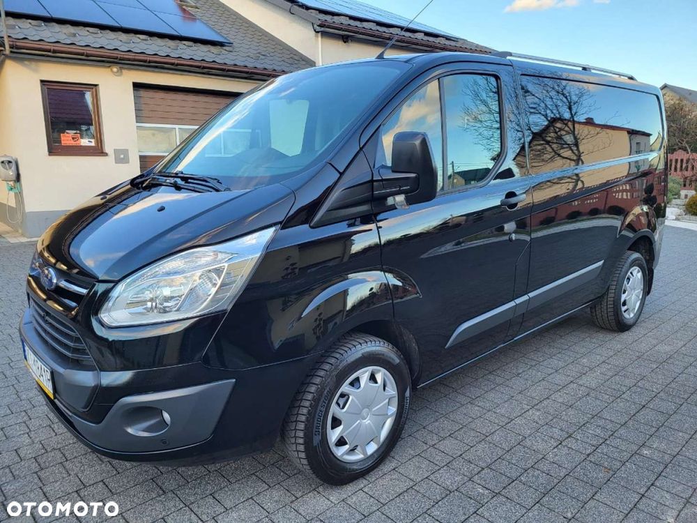 Ford Tourneo Custom - 3