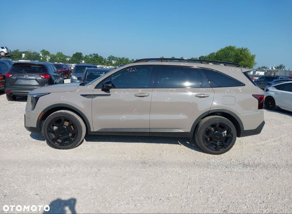Kia Sorento - 8