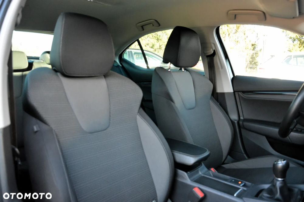 Skoda Octavia 1.5 TSI ACT Ambition - 16