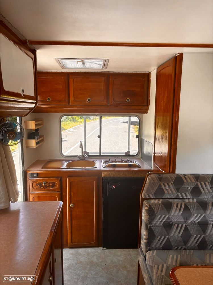 Ford Transit Challenger - 10