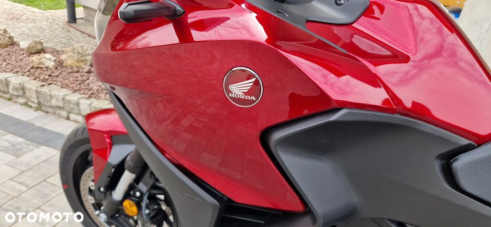 Honda NT - 8