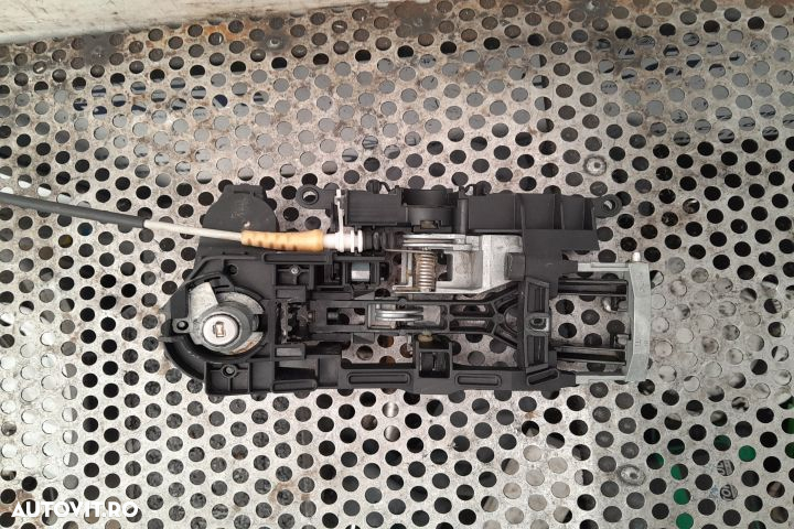 Maner deschidere din interior usa fata stanga BMW Seria 5 F11  [din 2 - 3