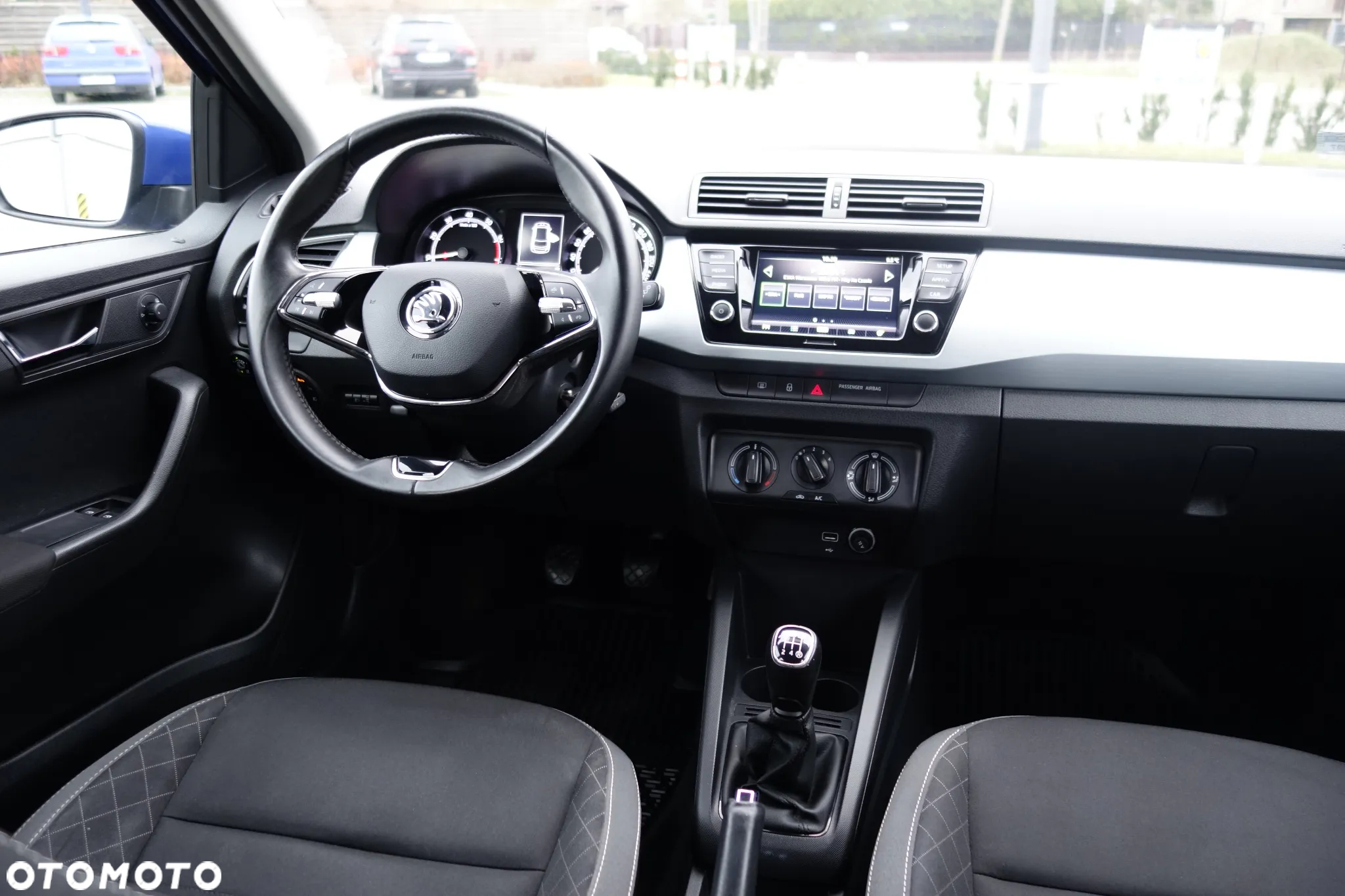 Skoda Fabia 1.0 Ambition - 10