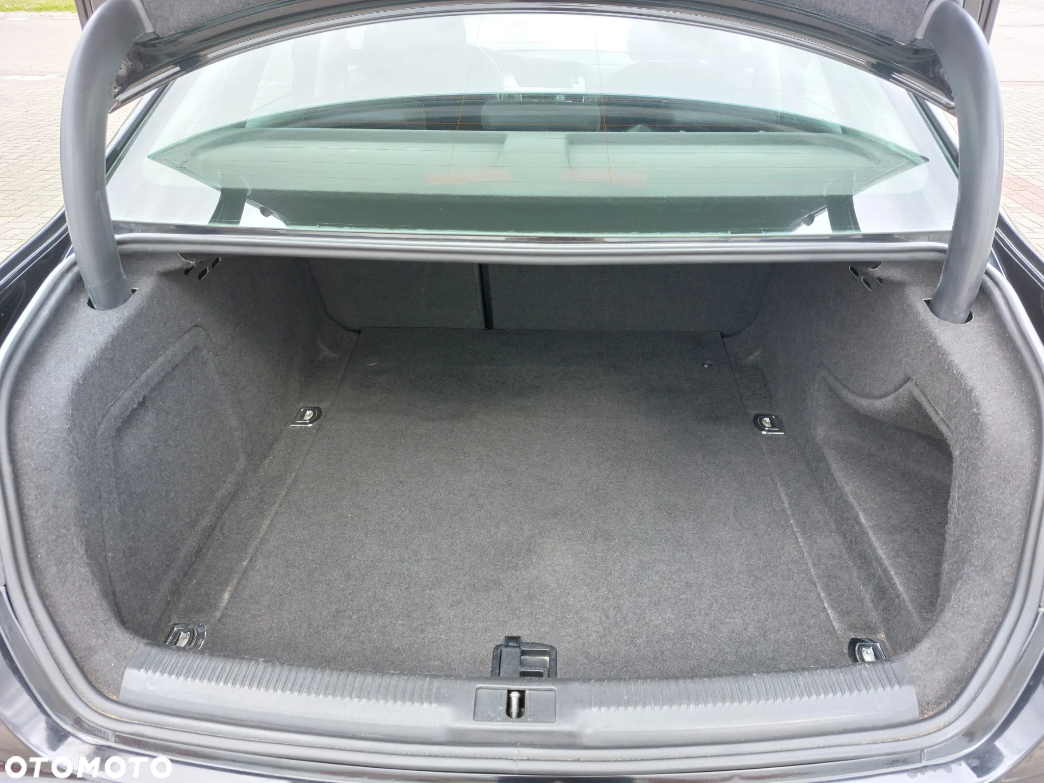 Audi A4 2.0 TDI - 32