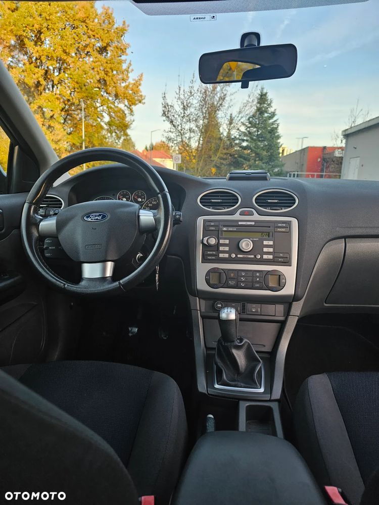 Ford Focus - 8