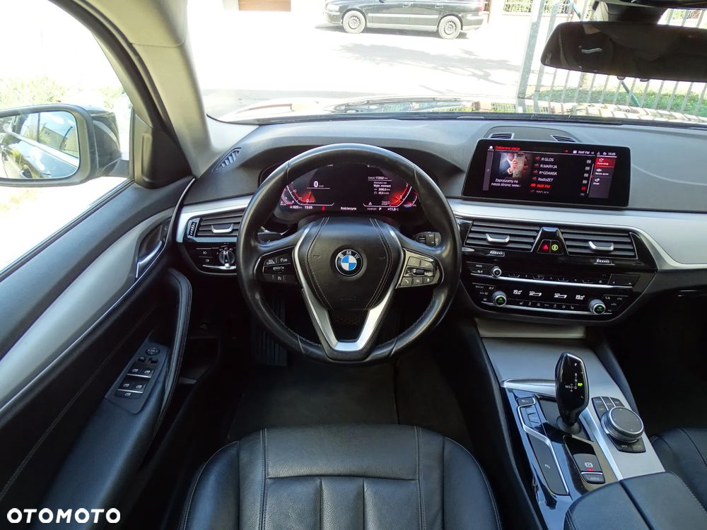 BMW Seria 5 520d - 17