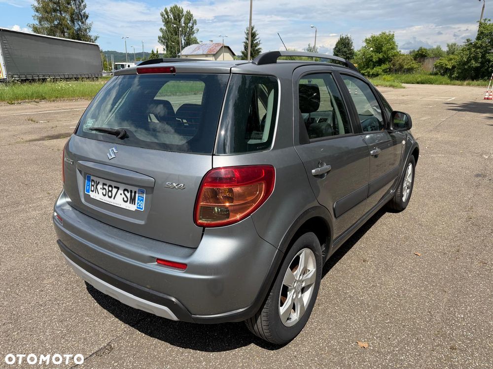 Suzuki SX4 1.6 DDiS Comfort - 4