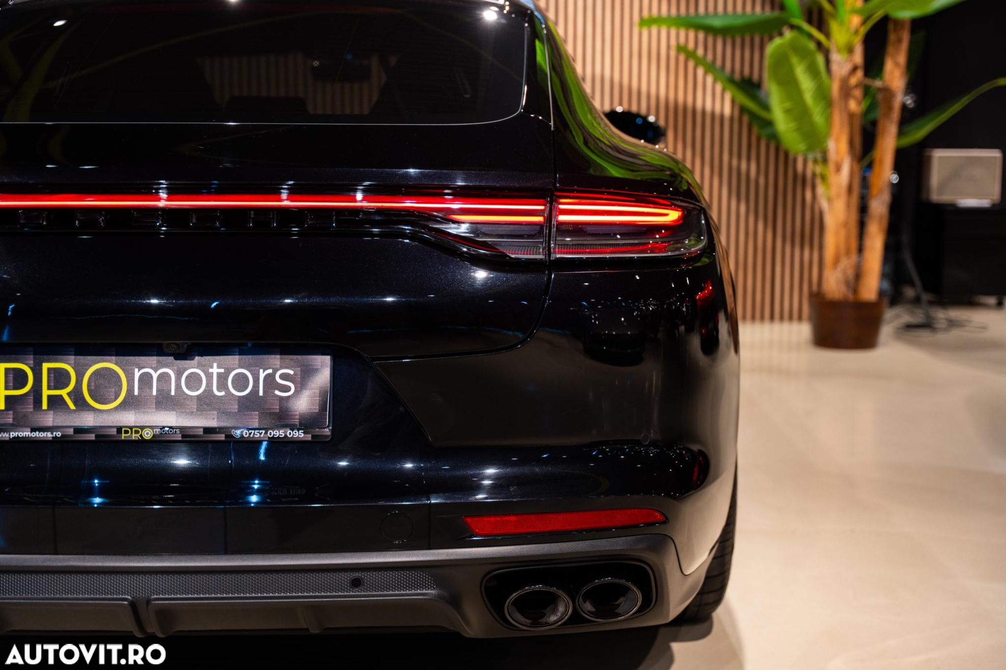 Porsche Panamera - 27