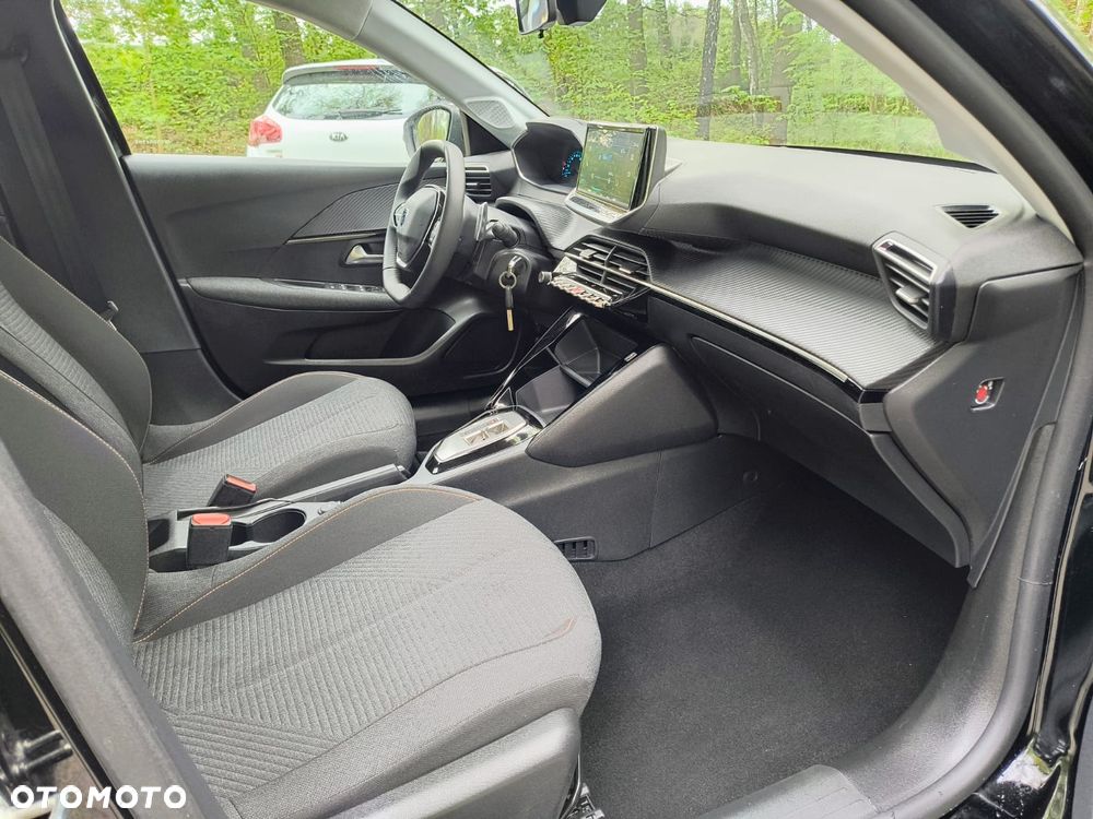 Peugeot 208 - 27