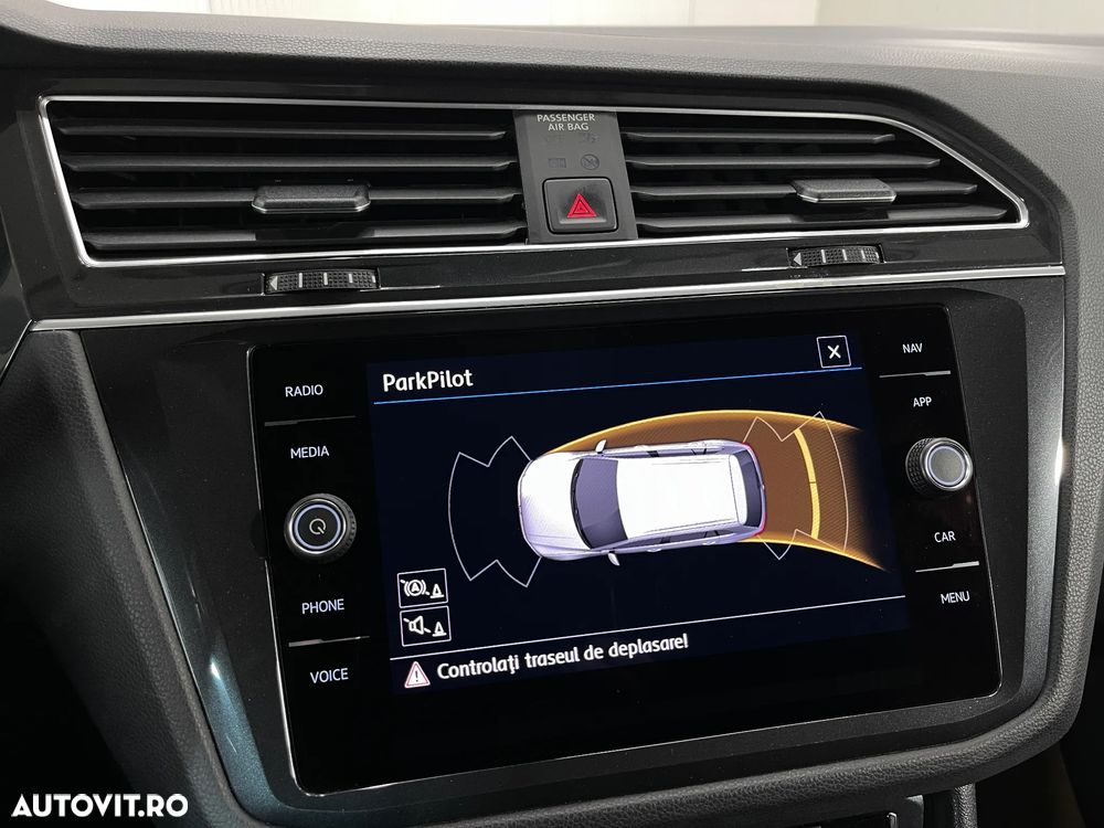 Volkswagen Tiguan 2.0 TDI SCR 4Motion DSG Comfortline - 19