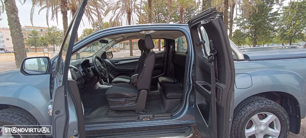 Isuzu D-Max - 16