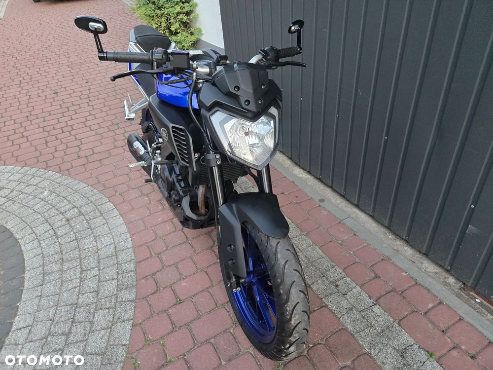 Yamaha MT - 7