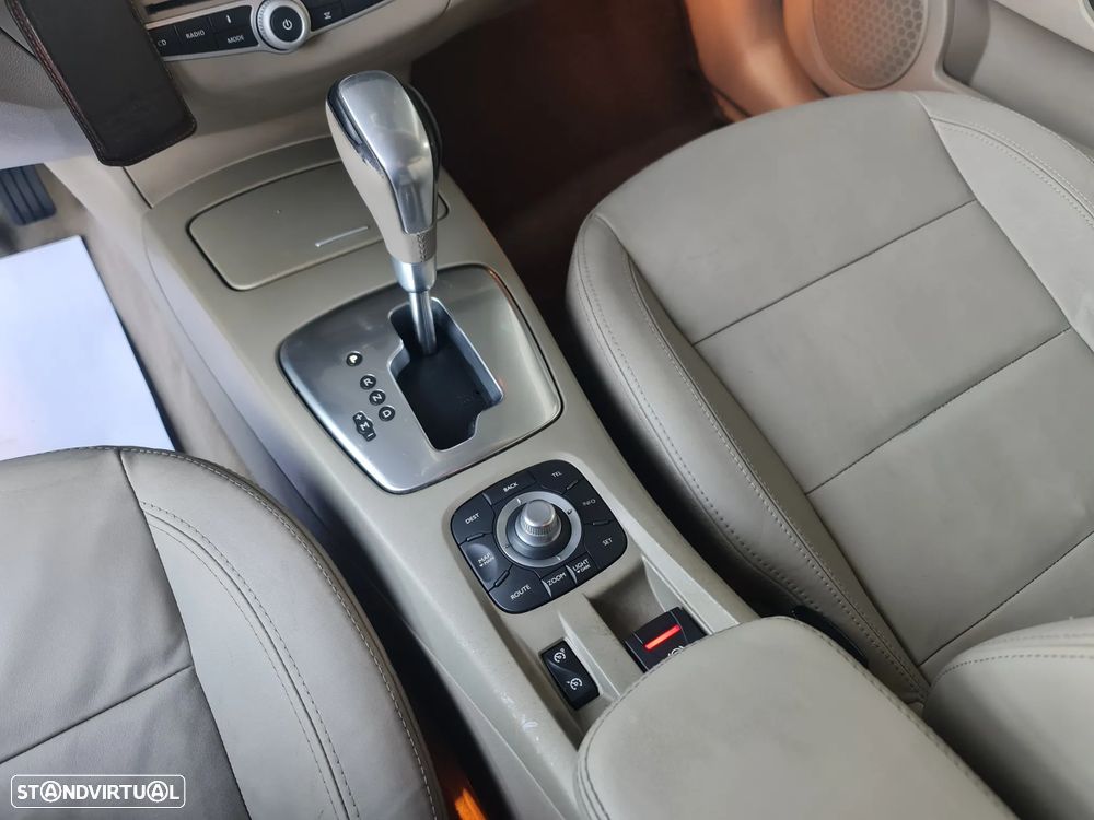 Renault Laguna 2.0 dCi Initiale Aut. - 32