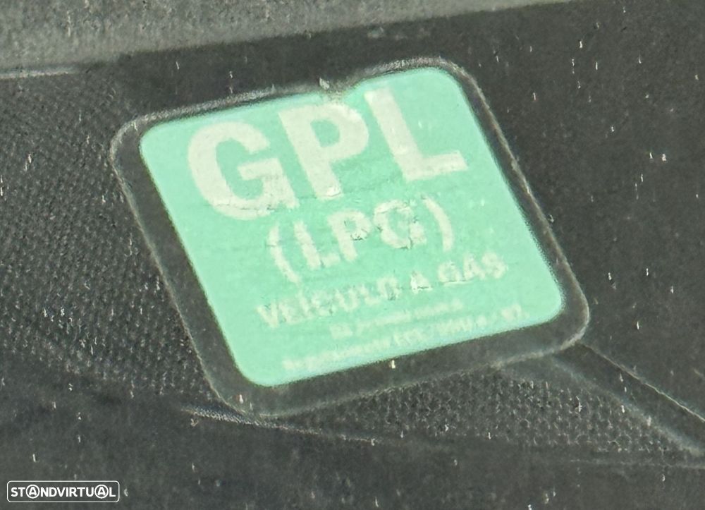 Opel Zafira - 10