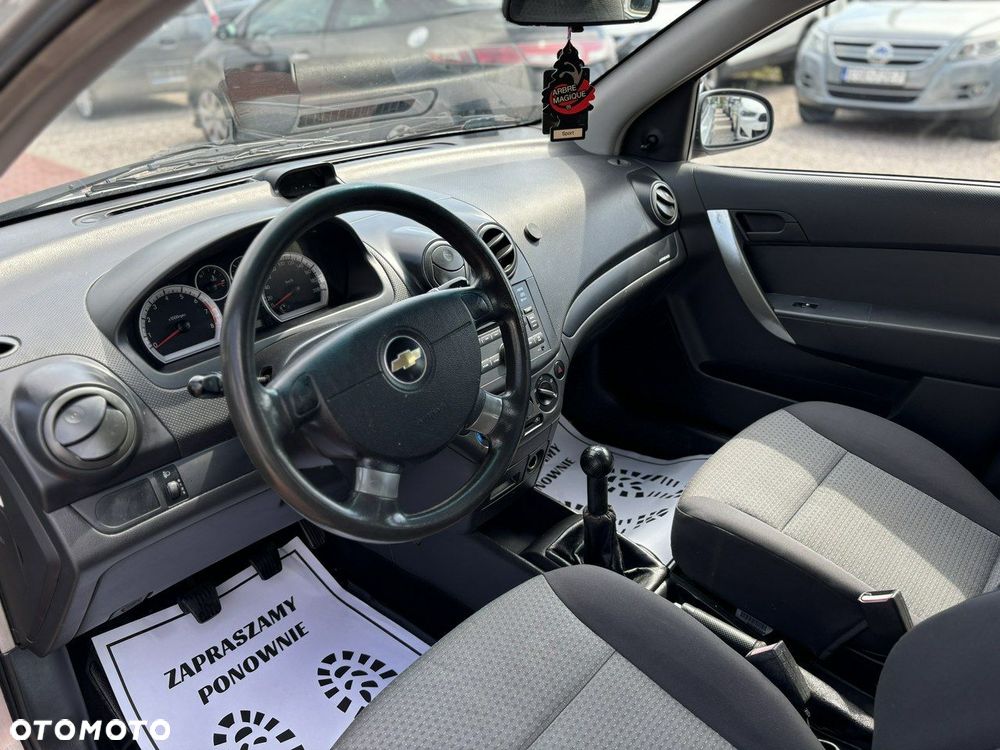 Chevrolet Aveo - 13